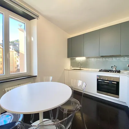 Apartment Casaviva - Modern Lively Trilo In Nervi *