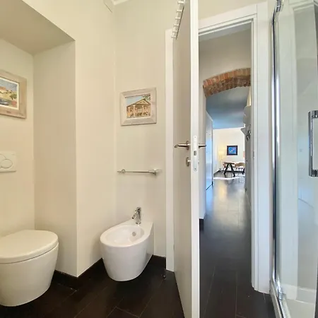 Casaviva - Modern Lively Trilo In Nervi Apartment *